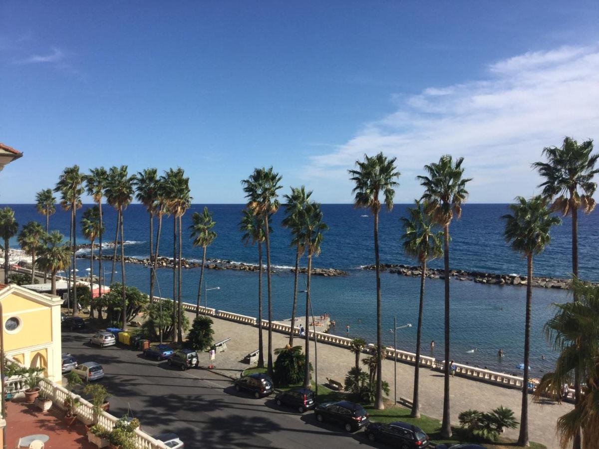 B&B Note Di Mare Imperia Exterior photo